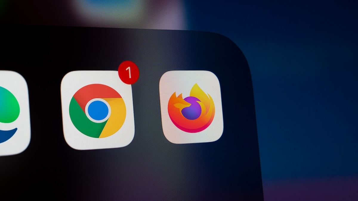 Chrome and Firefox updates fix more than 200 security flaws between them
